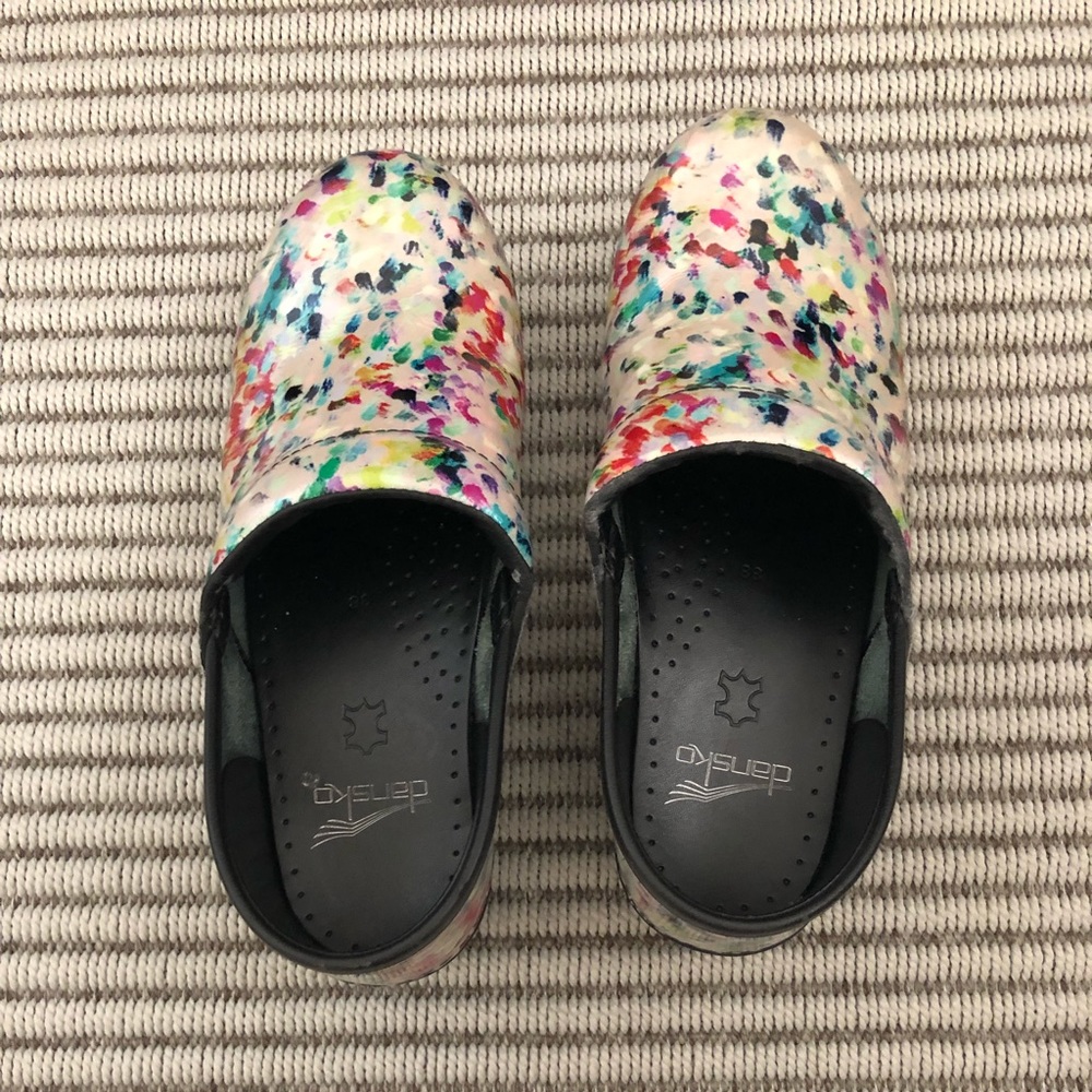 DANSKO CLOGS